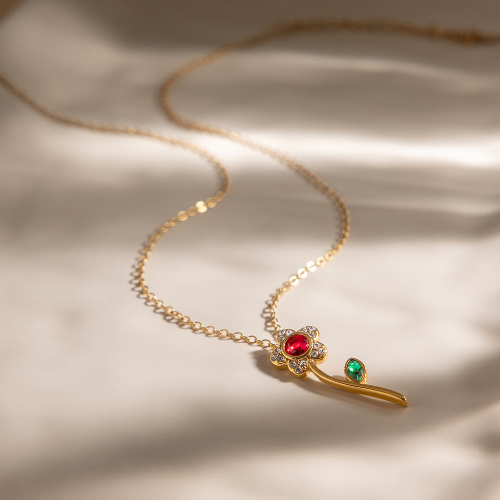 Colar Dourado Delicado – Atelier 21