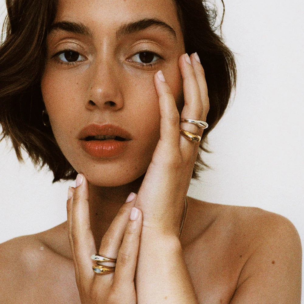 Anel Resina Dourado – foto 3