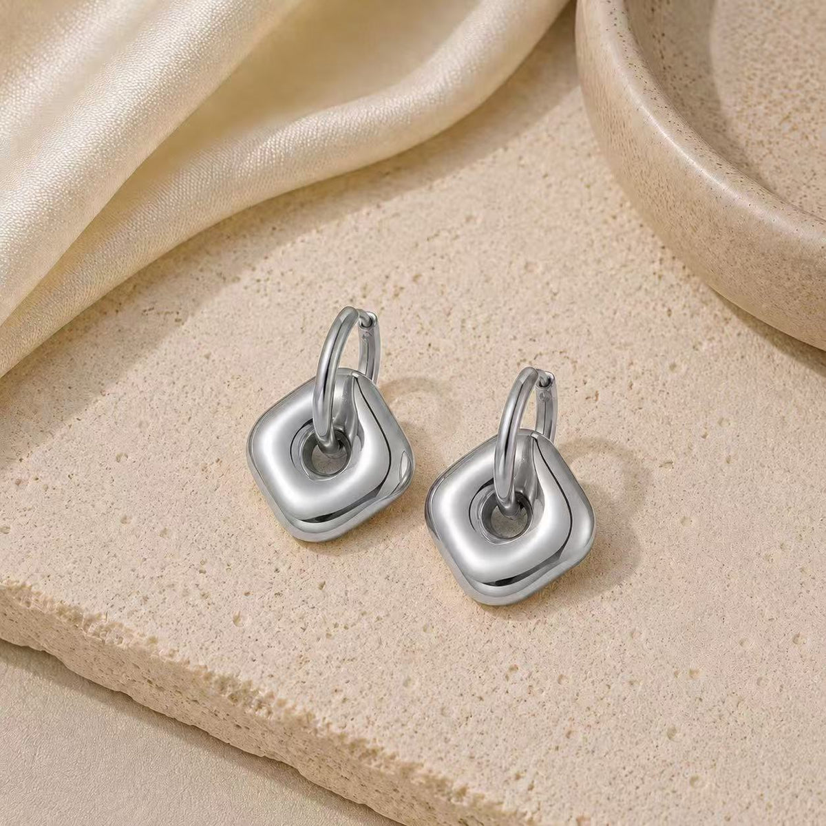 Argolas Pequenas com Pendente – foto 17
